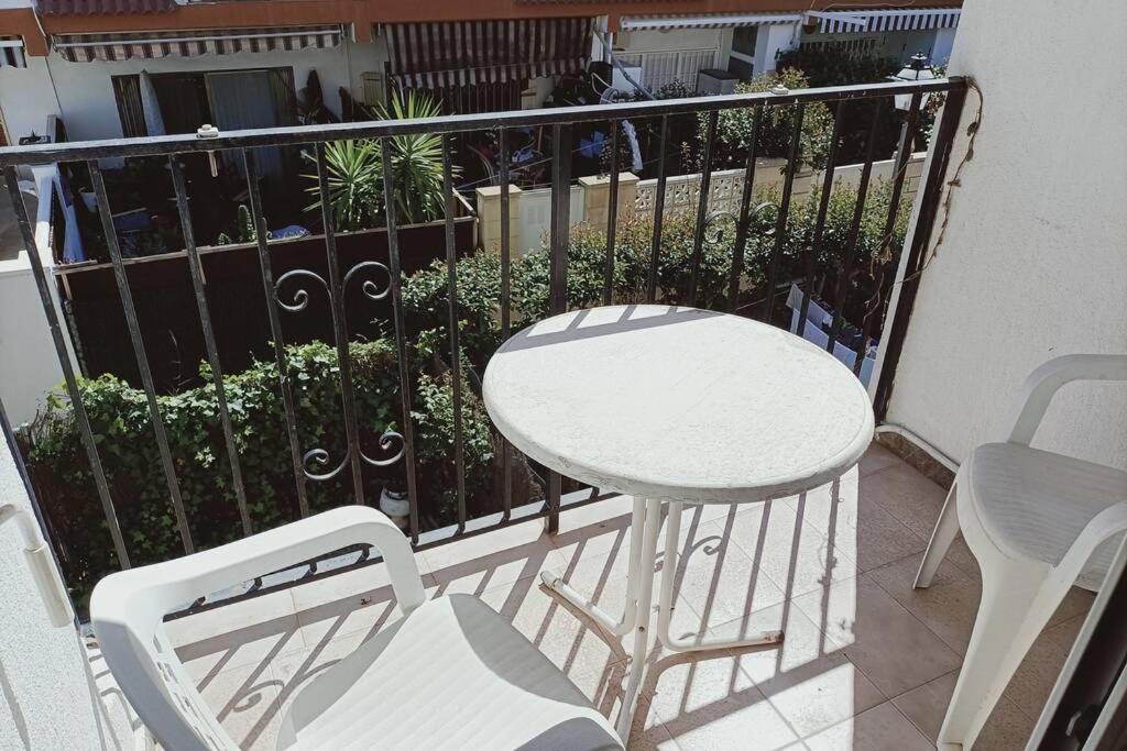 2 Bedroom Townhouse In Beautiful Gated Complexベニドルム エクステリア 写真