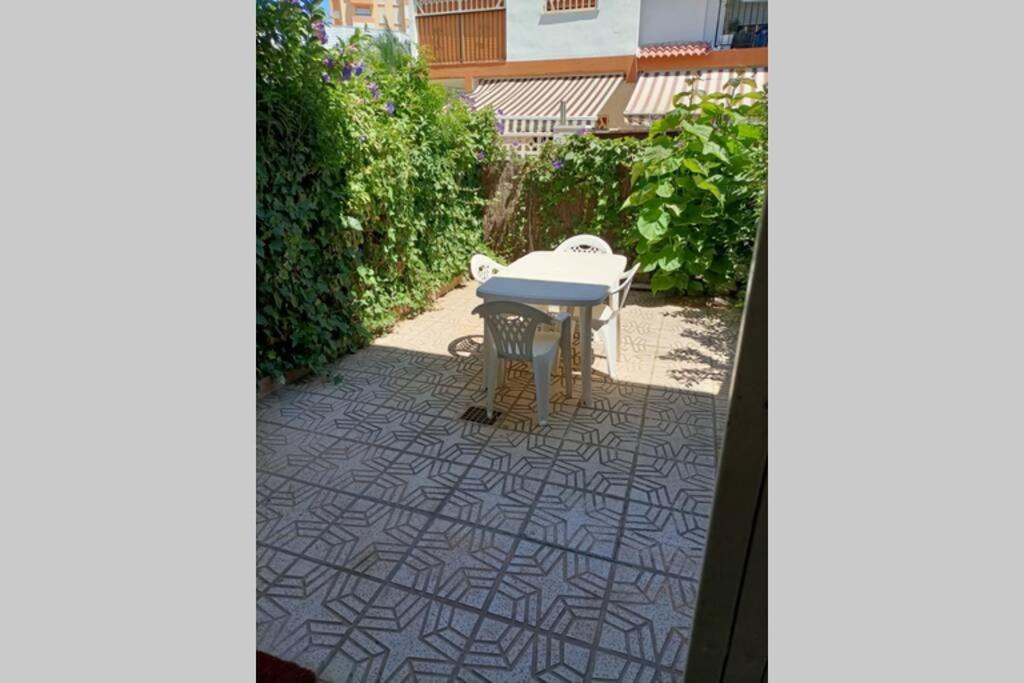 2 Bedroom Townhouse In Beautiful Gated Complexベニドルム エクステリア 写真