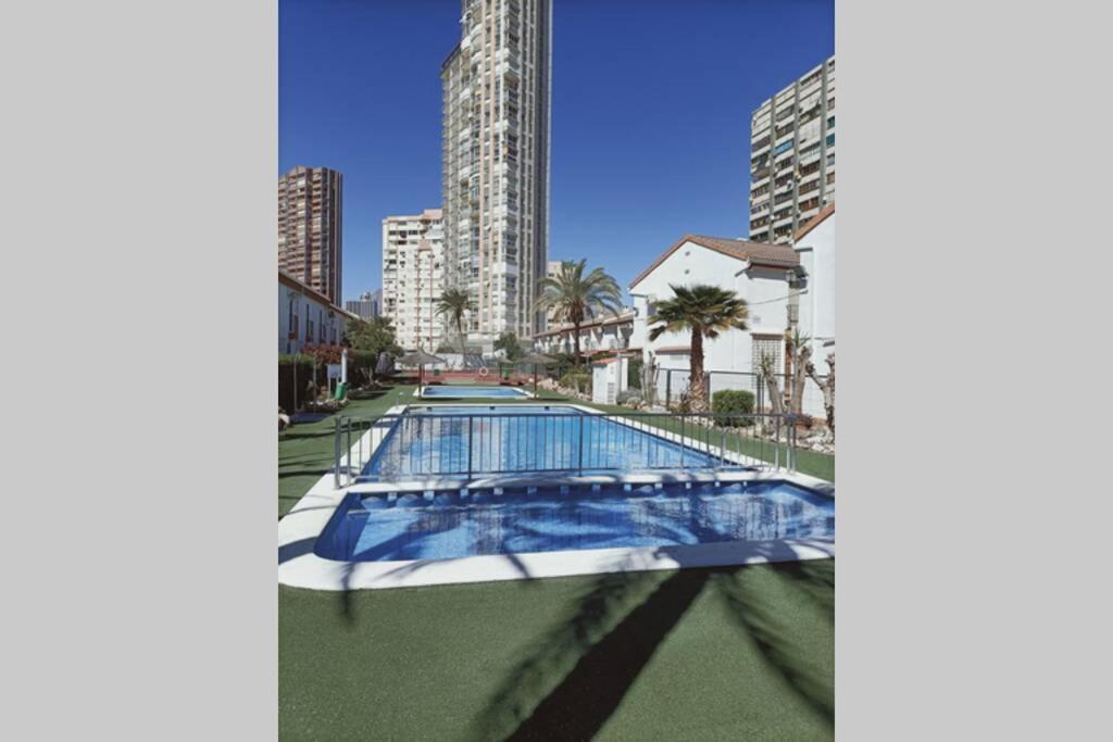 2 Bedroom Townhouse In Beautiful Gated Complexベニドルム エクステリア 写真